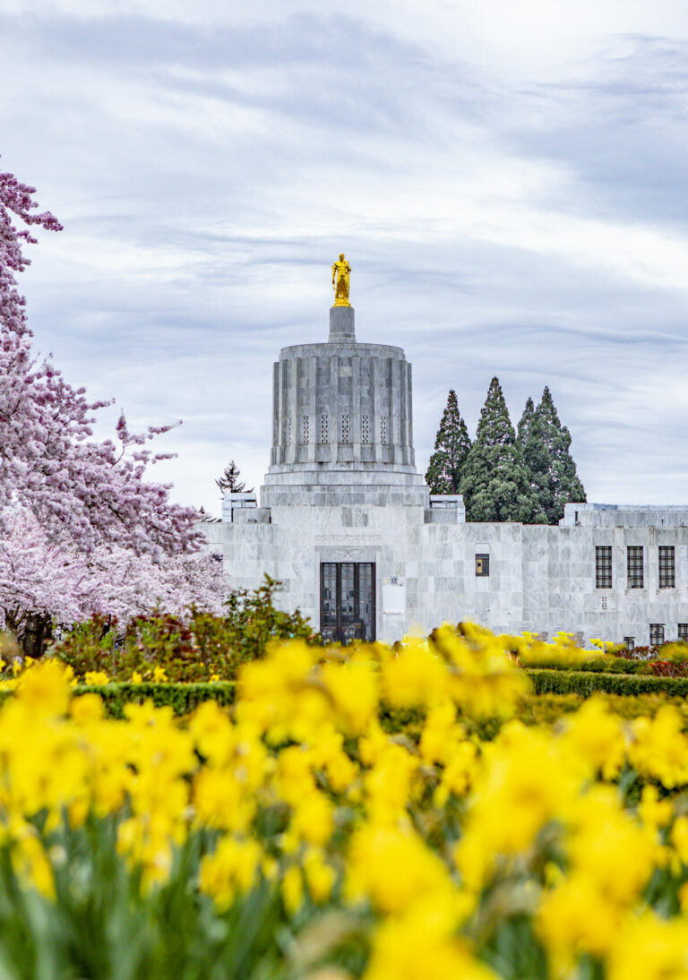 Salem capitol building